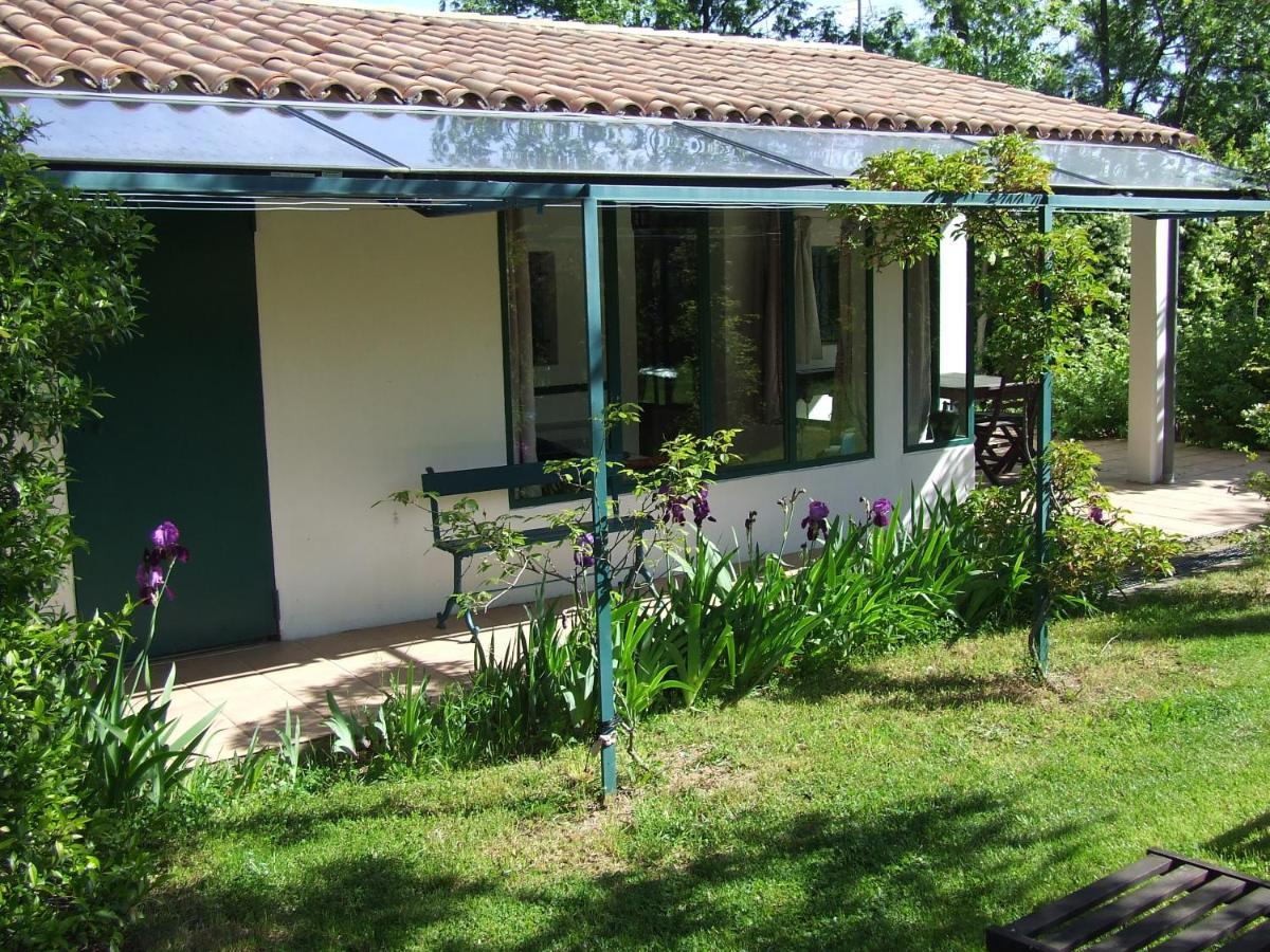 Domaine Du Planas Ailhon Ardeche Acomodação com café da manhã Exterior foto